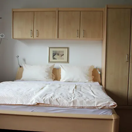 Albers Apartment *
